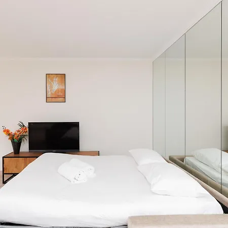 Upstays Spacious 2br 100m2 With Terrace And Pool Apartamento Cannes