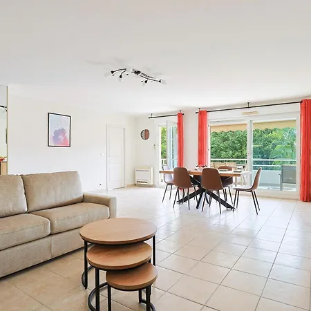 Upstays Spacious 2br 100m2 With Terrace And Pool Apartamento Cannes