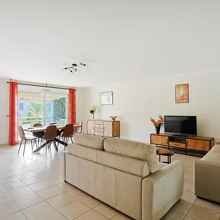 Upstays Spacious 2br 100m2 With Terrace And Pool Cannes